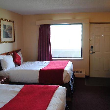 Economy Inn Edmonton Exterior photo